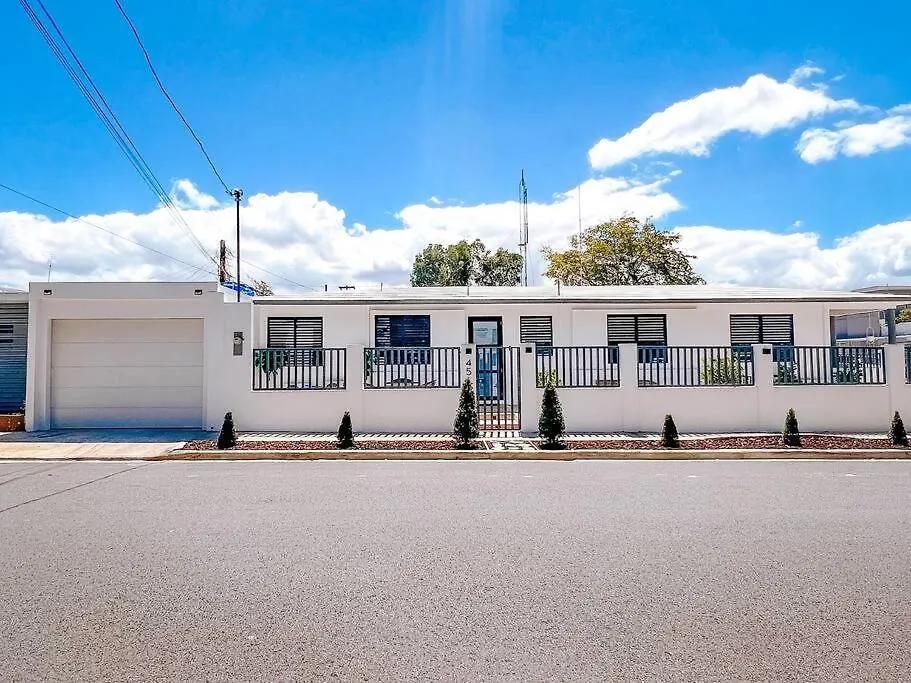 Stylish Comfy Boho Style Home W/ Parking@ San Juan Portoriko